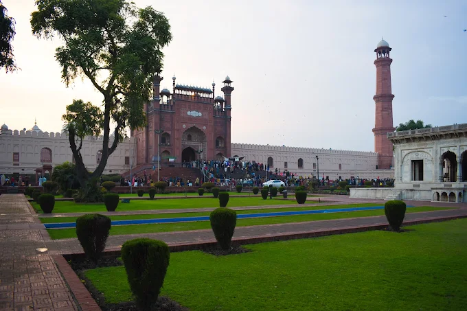 View of Badshahi Mosque from Hazuri Bagh Lahore