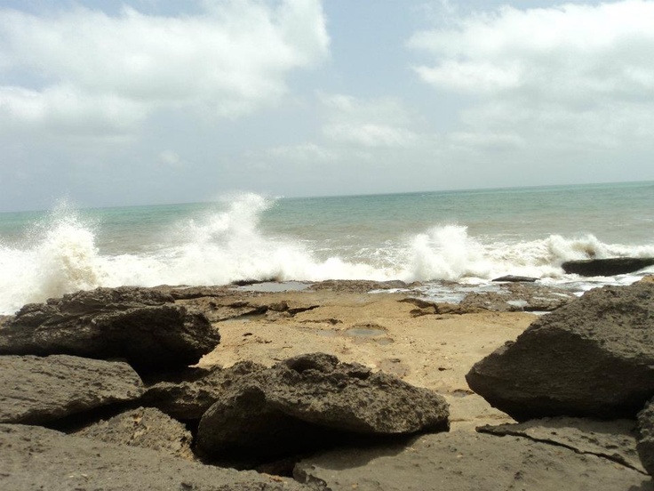 Rocky coastline at French Beach Karachi with clear water
